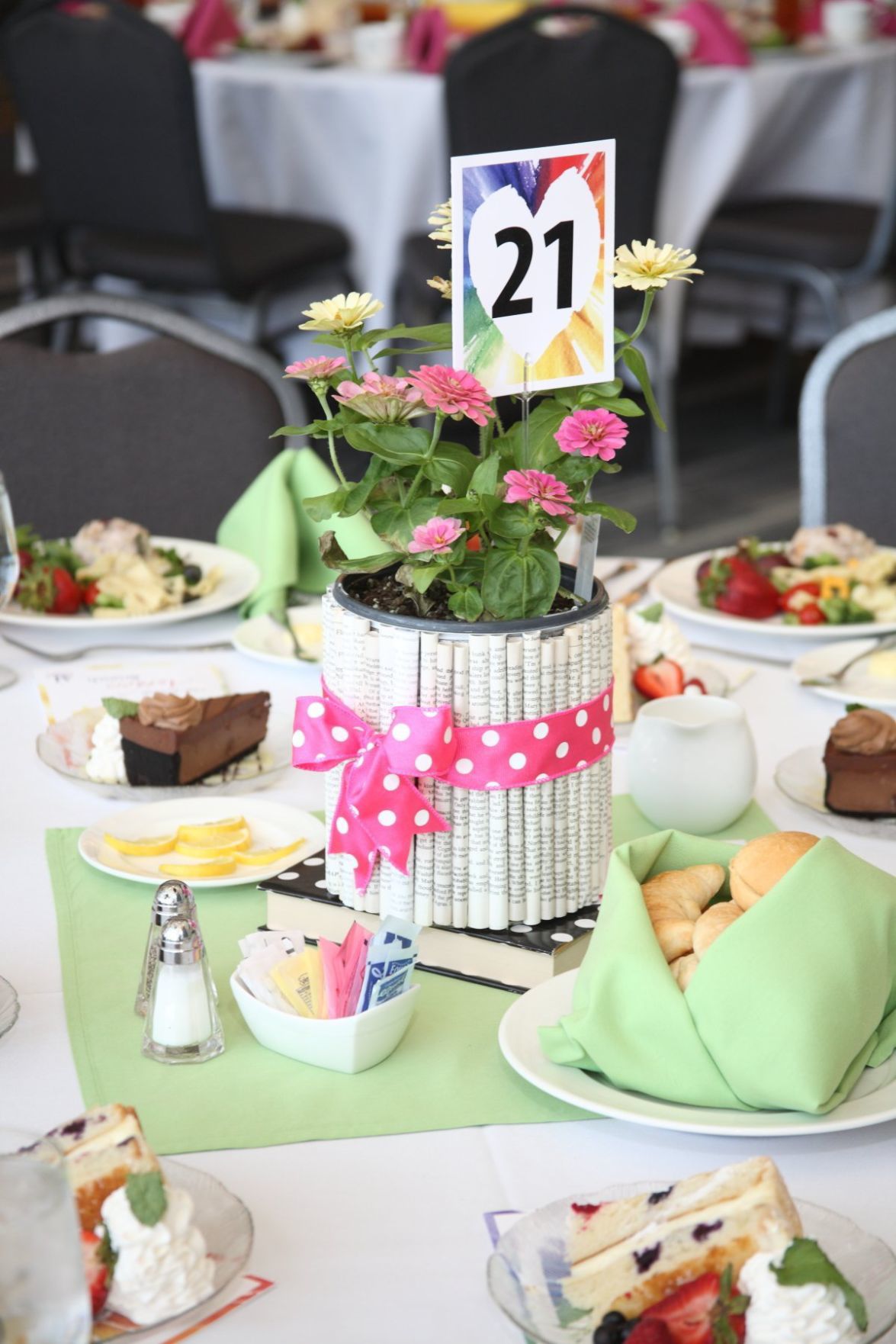 042818ALAuthorsBrunch_33.JPG